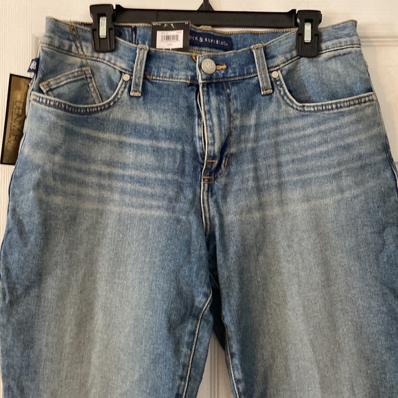 Rock & Republic  Blue Denim Jeans size 10M inseam 28” waist 32” brand new - Picture 2 of 12